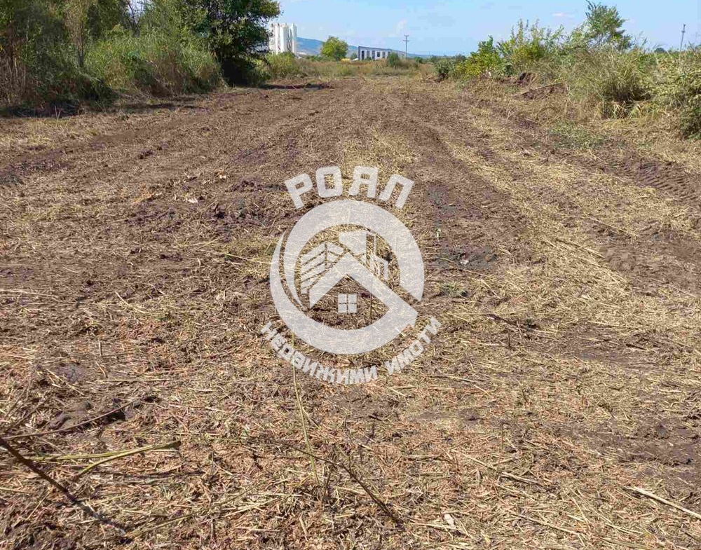 Роял имоти продава Парцел с. Марково - 0