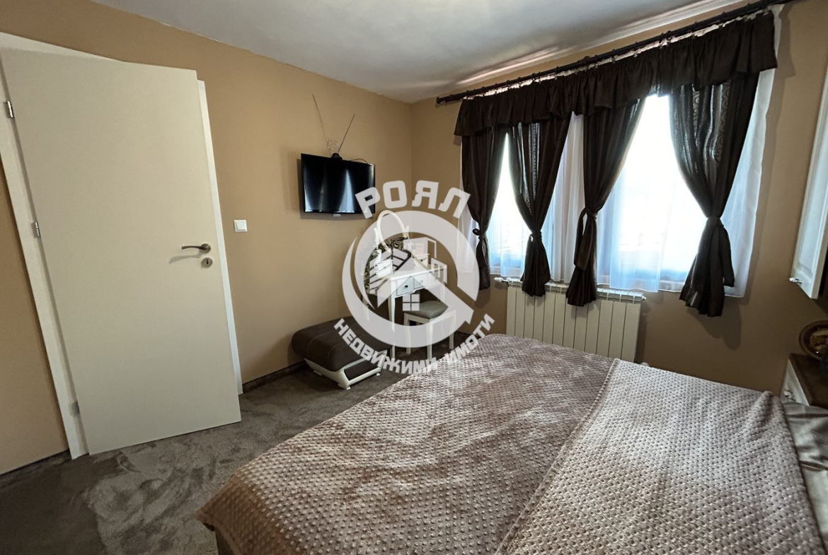 Роял Имоти продава Ексклузивно къща в гр.Копривщица - 0