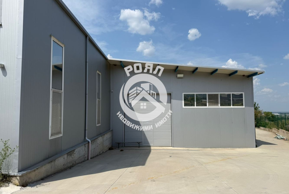 Роял имоти продава Промишлени имоти в гр Куклен - 0