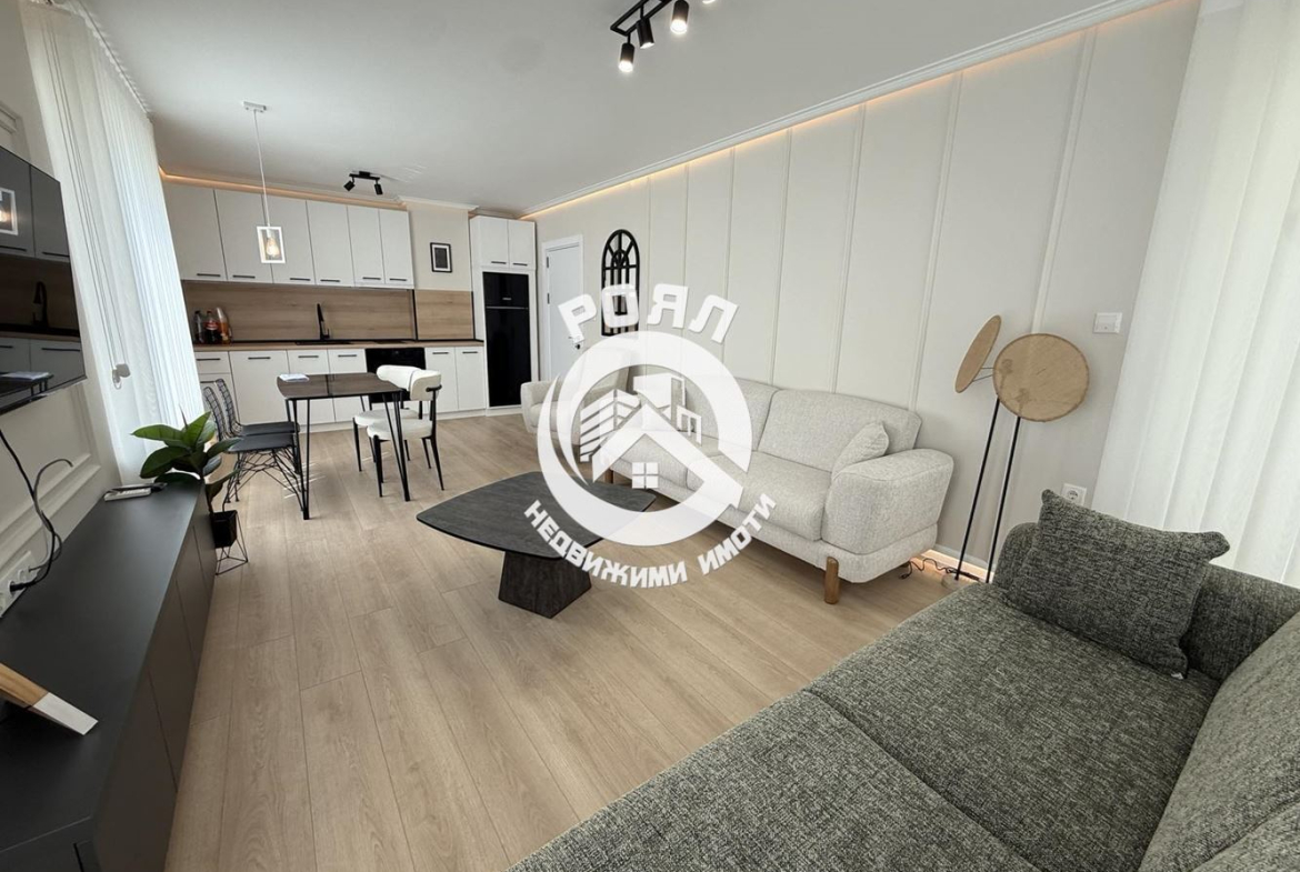 Роял Имоти продава нов, луксозно обзаведен, двустаен апартамент с гараж, Остромила, Пловдив - 0