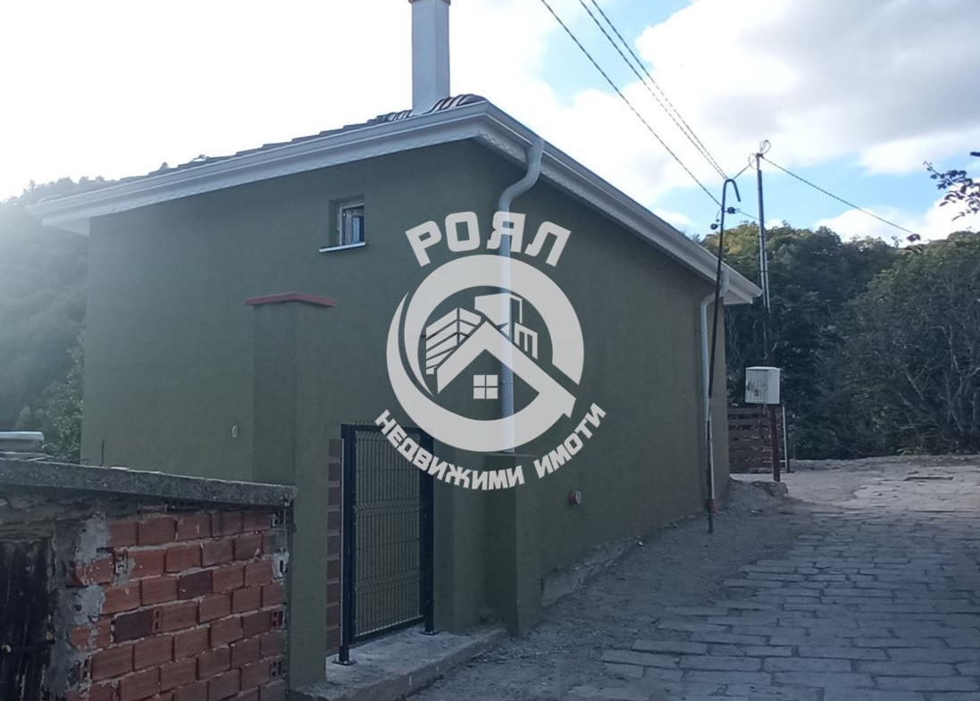 Роял имоти продава къща в село Руен, Пловдив - 0