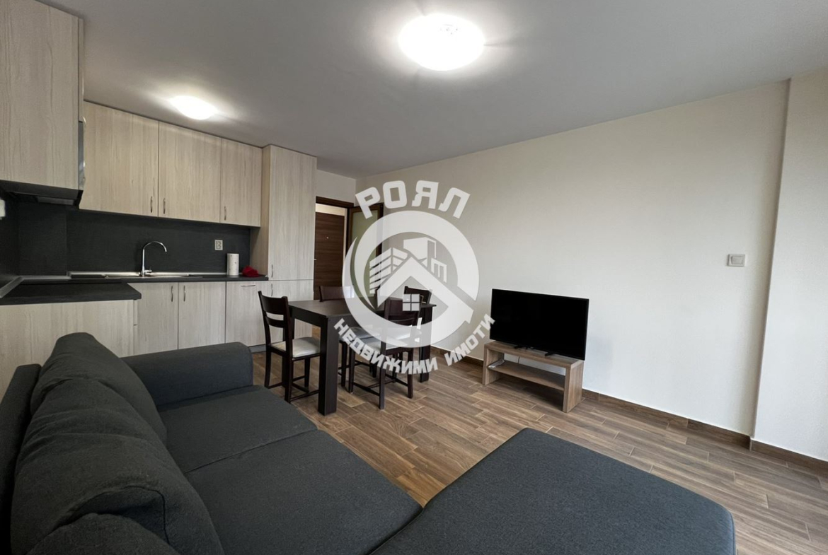 Роял имоти отдава под наем двустаен апартамент, Център, Пловдив - 0