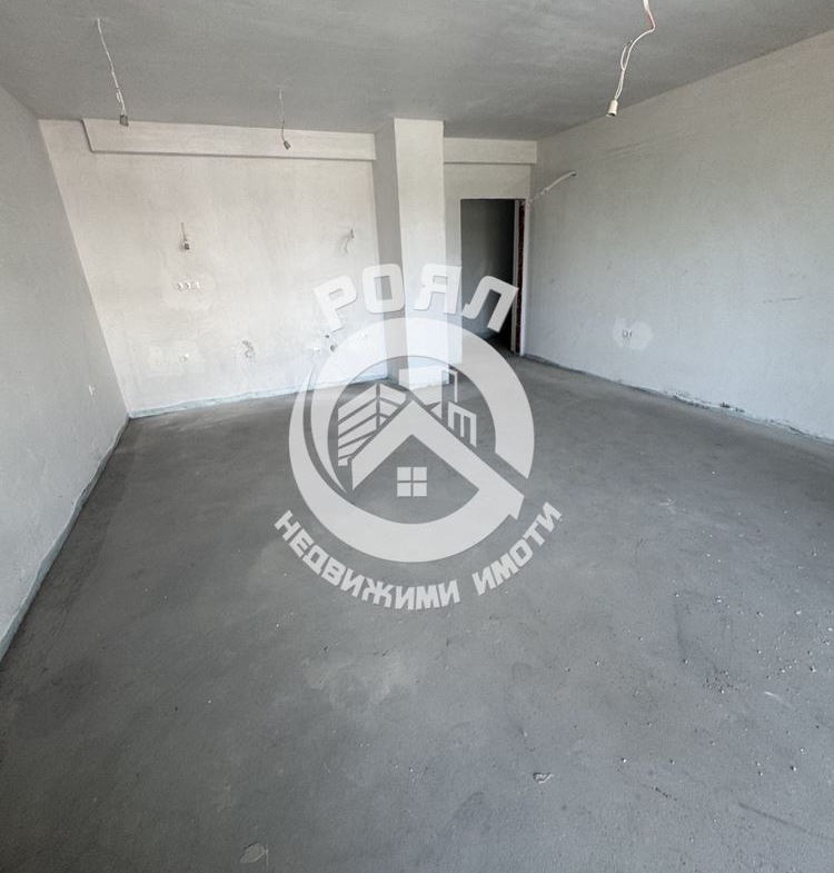 Роял имоти продава тристаен апартамент с АКТ 16 , Беломорски , Пловдив - 0