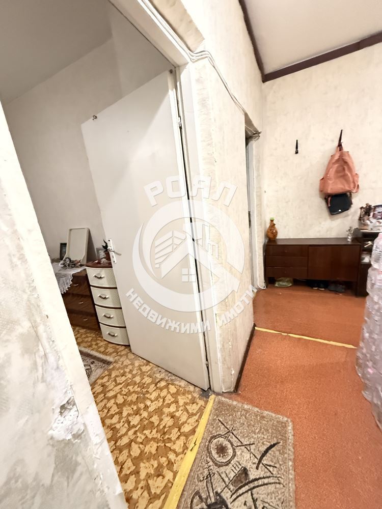 Роял Имоти продава многостаен апартамент в кв.Тракия, Пловдив - 0