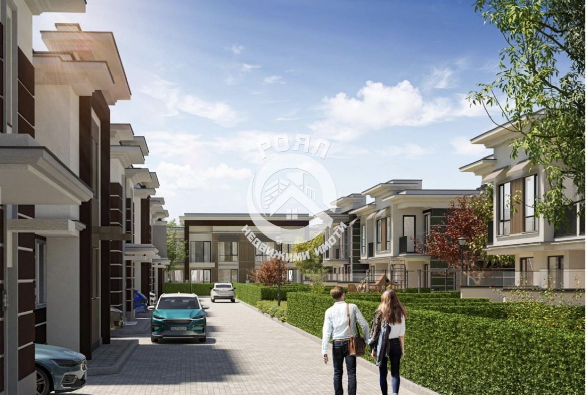 Роял Имоти продава двуетажна къща в гр.Пловдив, кв.Остромила - 0