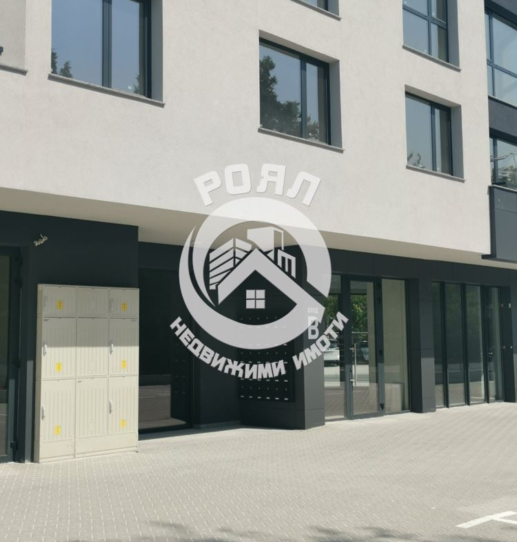 Роял имоти продава Ексклузивно многостаен апартамент, с акт 16, Кючук париж, Пловдив - 0