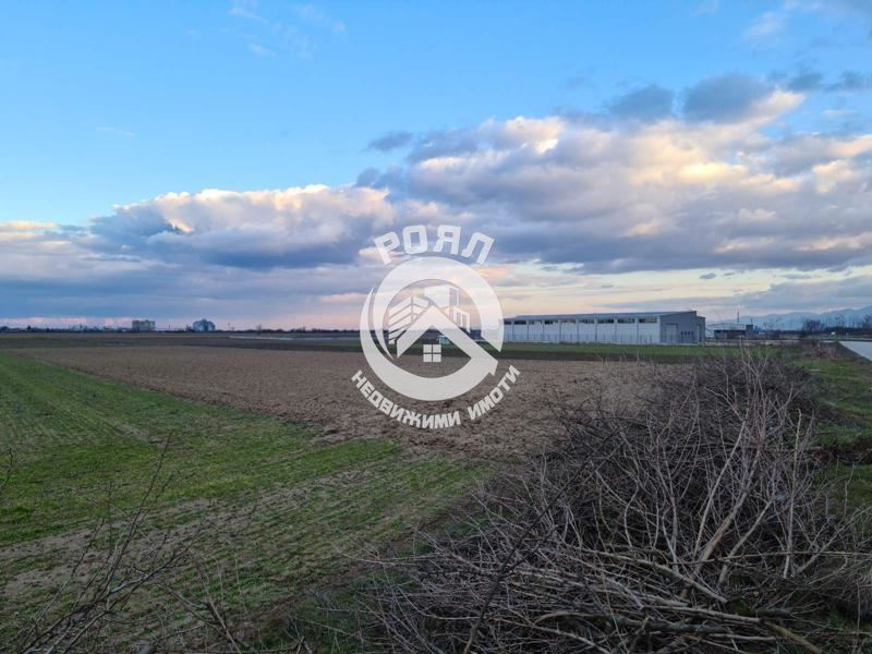 Роял Имоти продава парцел за промишлено строителство в с.Строево - 0