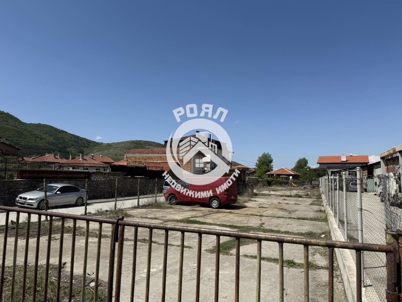 Роял Имоти продава Ексклузивно парцел за жилищно строителство в гр. Кричим - 0