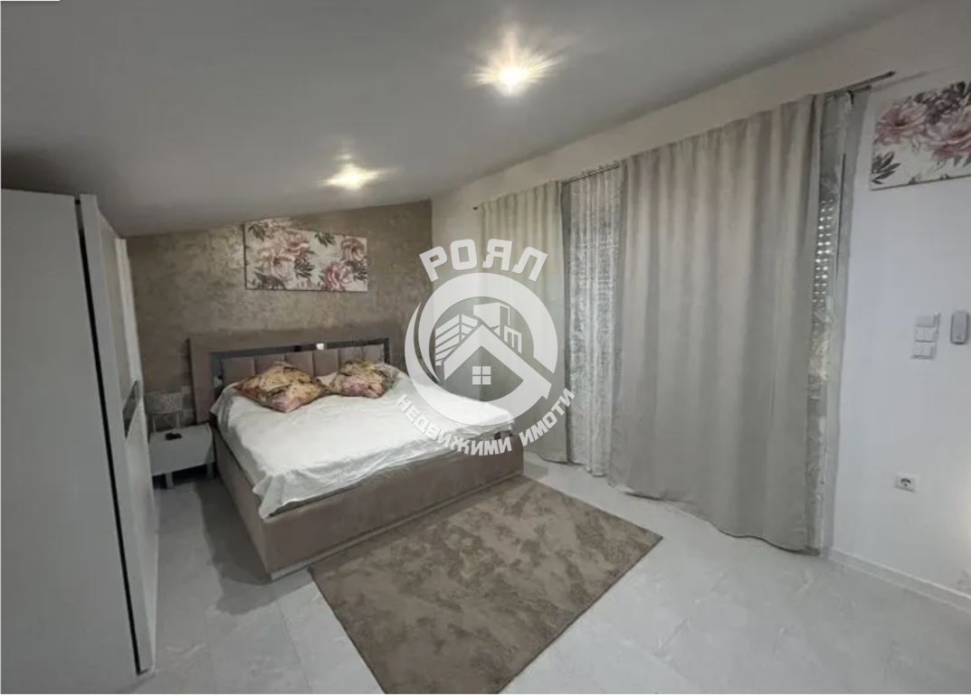 Просторен мезонет близо до морето в Неа Перамос - 0