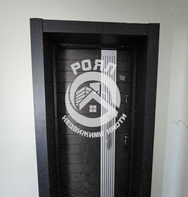 Роял имоти продава тристаен апартамент, с. Стряма - 0