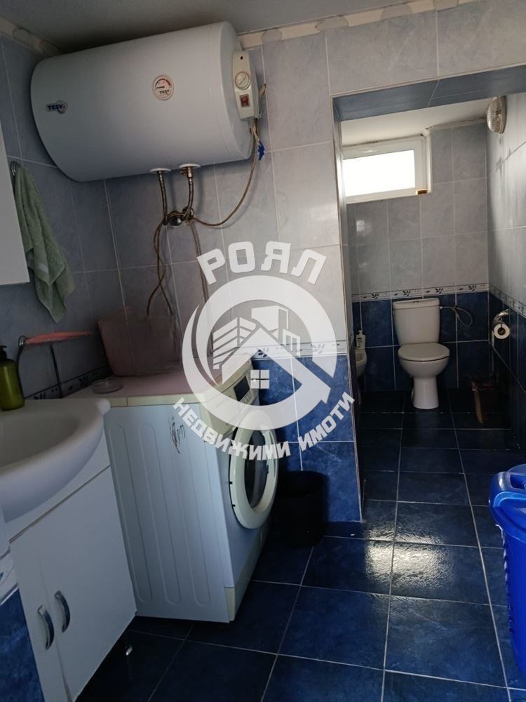 Роял имоти продава двуетажна къща с двор в с.Ясно Поле, Пловдив - 0