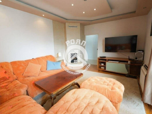 Роял имоти продава многостаен апартамент, Южен, Пловдив - 0