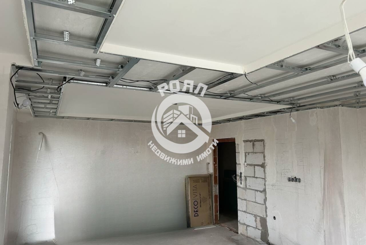 Роял Имоти продава тристаен апартамент в кв.Кършияка - 0