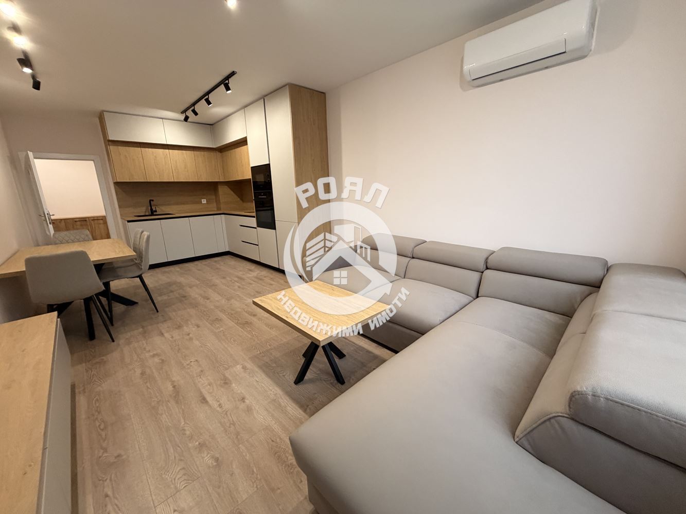 Двустаен обзаведен под наем до медицинския факултет ,Пловдив - 0