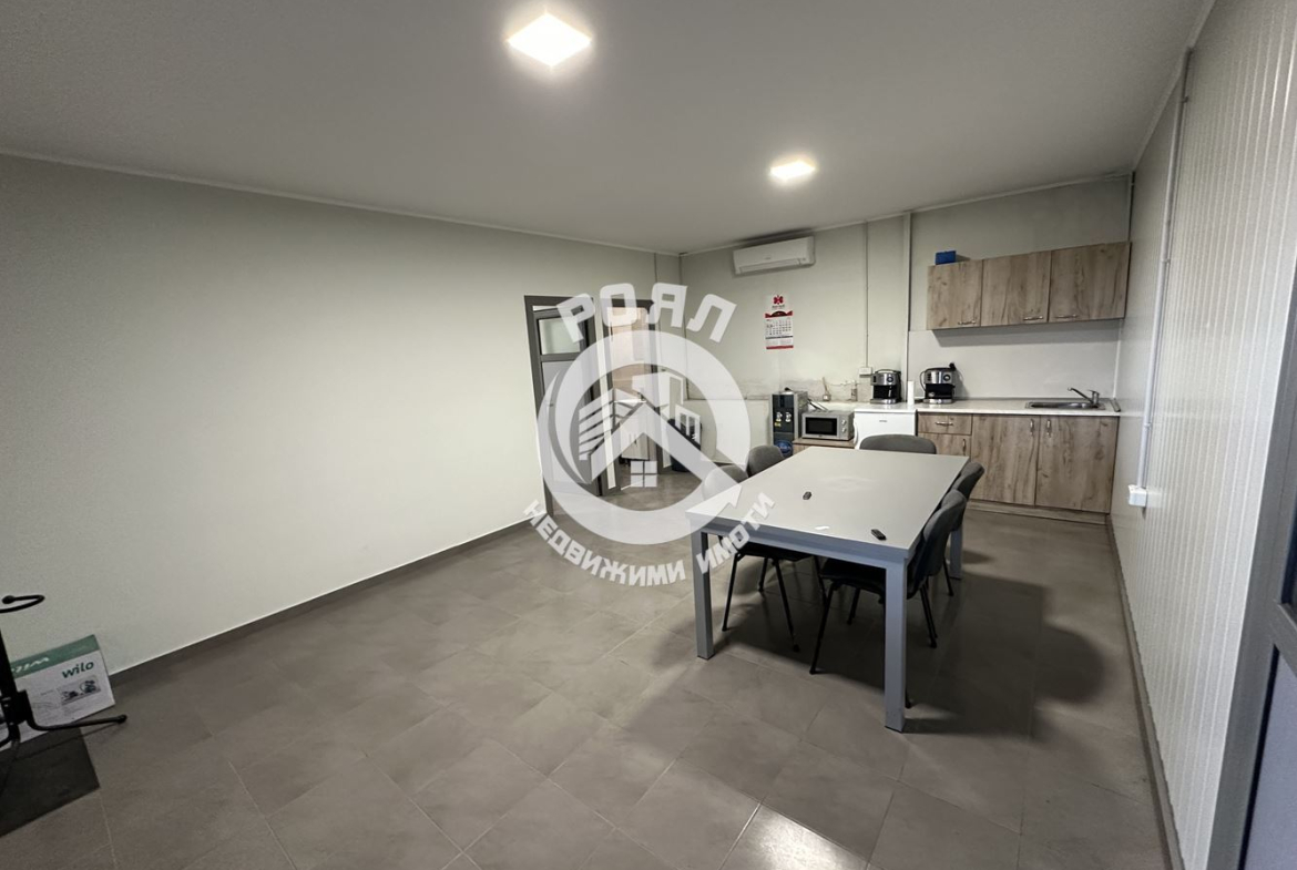 Роял Имоти отдава под наем Промишлено помещение с офис в гр.Стамболийски - 0