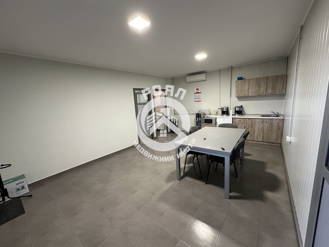 Роял Имоти отдава под наем Промишлено помещение с офис в гр.Стамболийски - 0