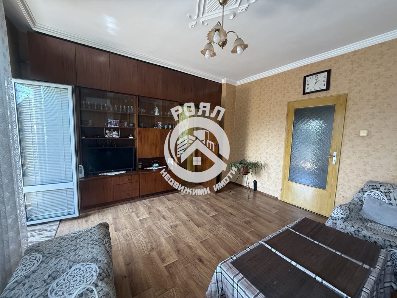 Роял имоти продава тристаен апартамент, Кючук Париж, Пловдив - 0