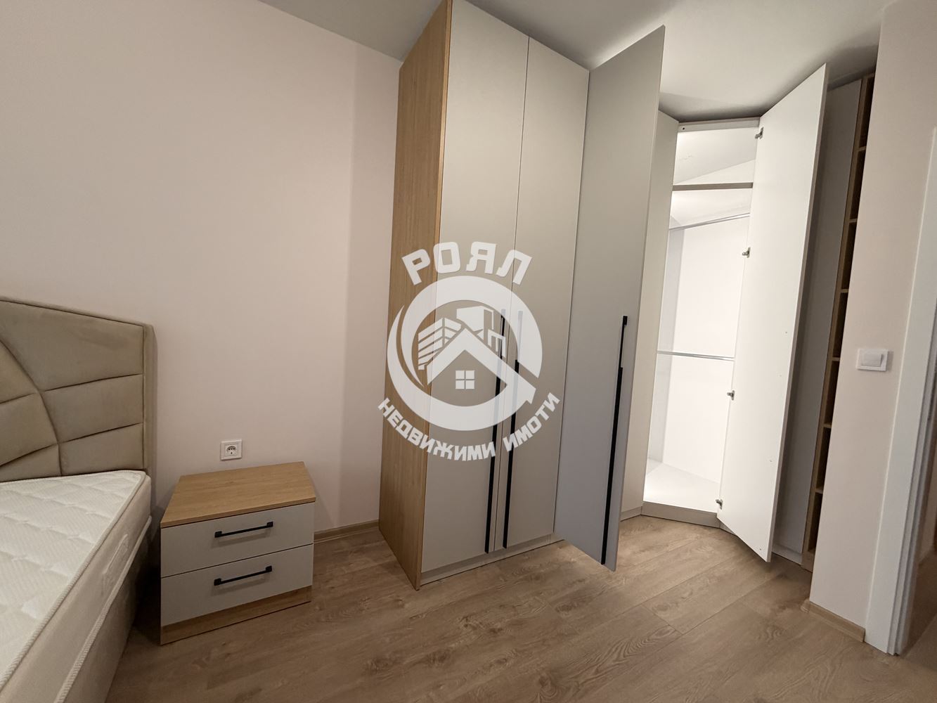 Двустаен обзаведен под наем до медицинския факултет ,Пловдив - 0