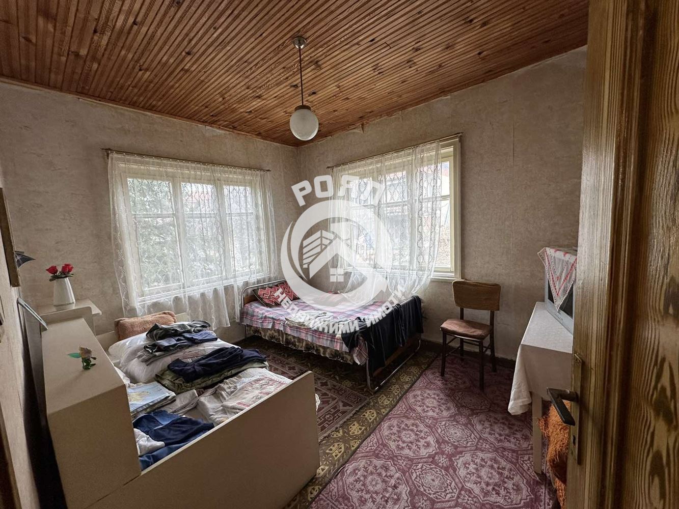 Роял Имоти продава двуетажна къща в село Брестовица - 0