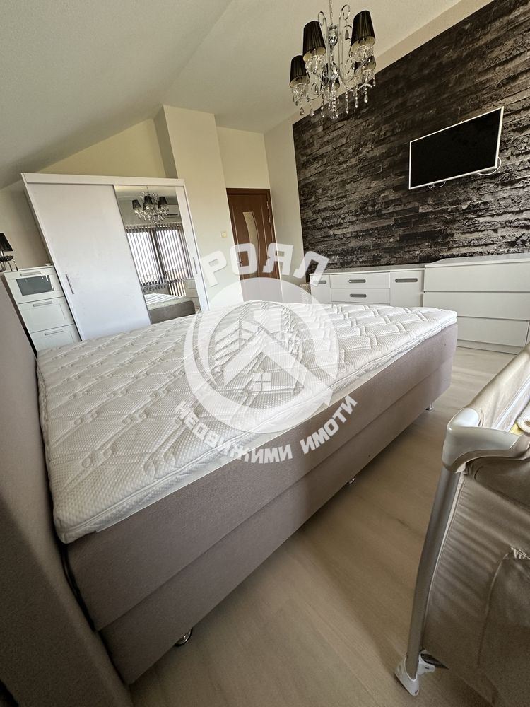 Роял Имоти продава обзаведена къща с 4 спални в село Брестник ,Пловдив - 0