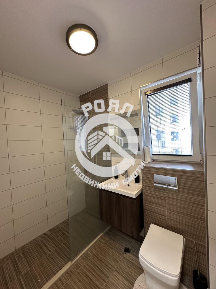 Роял Имоти продава Ексклузивно луксозен, тристаен апартамент в Томов плаза, Тракия, Пловдив - 0