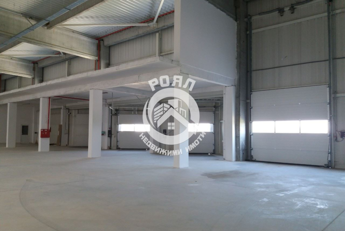 Роял Имоти отдава под наем складово помещение в логистична база в Индустриална зона Север - 0