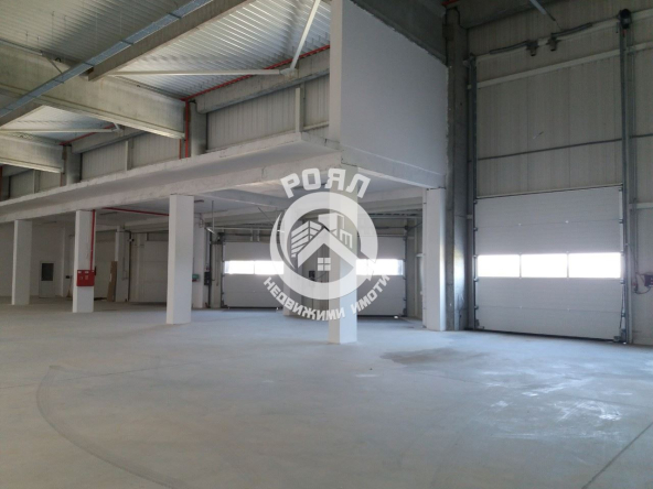 Роял Имоти отдава под наем складово помещение в логистична база в Индустриална зона Север - 0