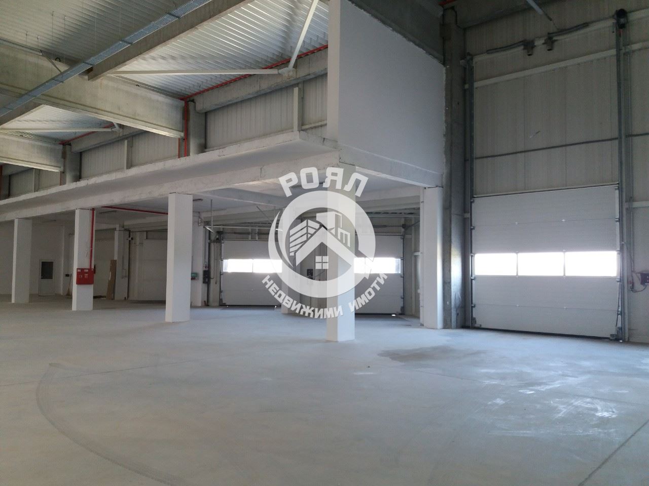 Роял Имоти отдава под наем складово помещение в логистична база в Индустриална зона Север - 0