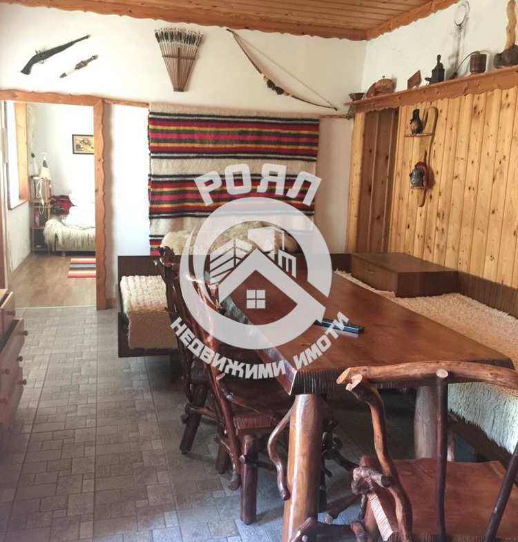 Роял имоти продава къща в с. Глогино, област Смолян - 0