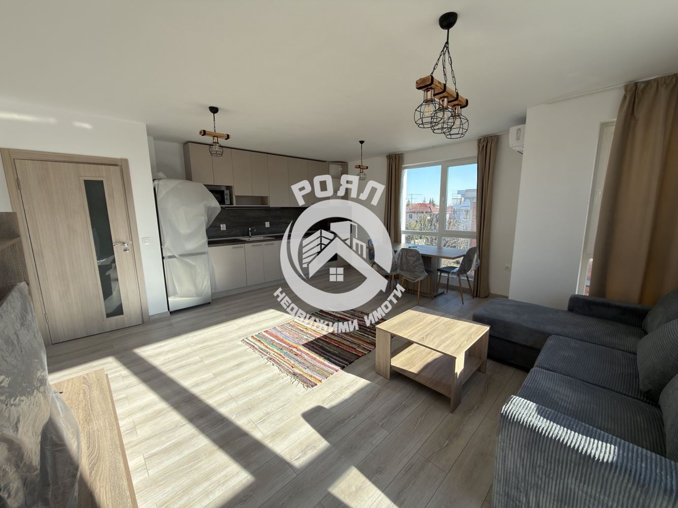 Роял Имоти отдава под наем тристаен апартамент в кв.Беломорски, Пловдив - 0