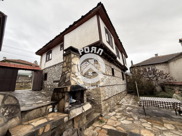 Роял Имоти продава самостоятелна къща за гости в с. Хвойна, област Смолян - 0