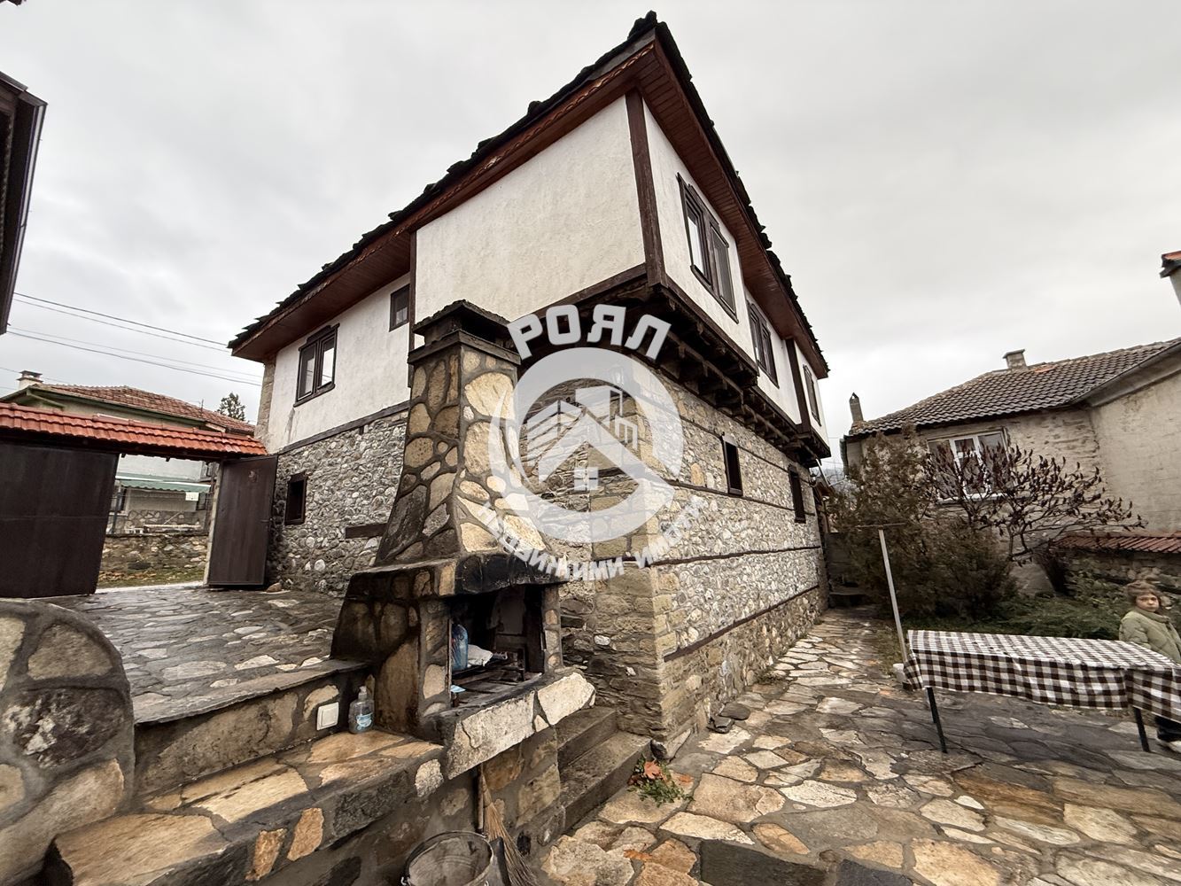 Роял Имоти продава самостоятелна къща за гости в с. Хвойна, област Смолян - 0