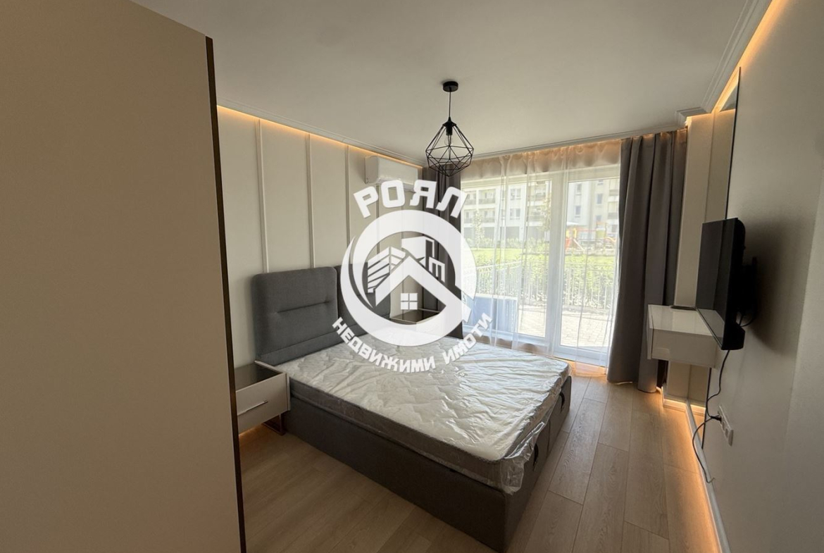 Роял Имоти продава нов, луксозно обзаведен, двустаен апартамент с гараж, Остромила, Пловдив - 0