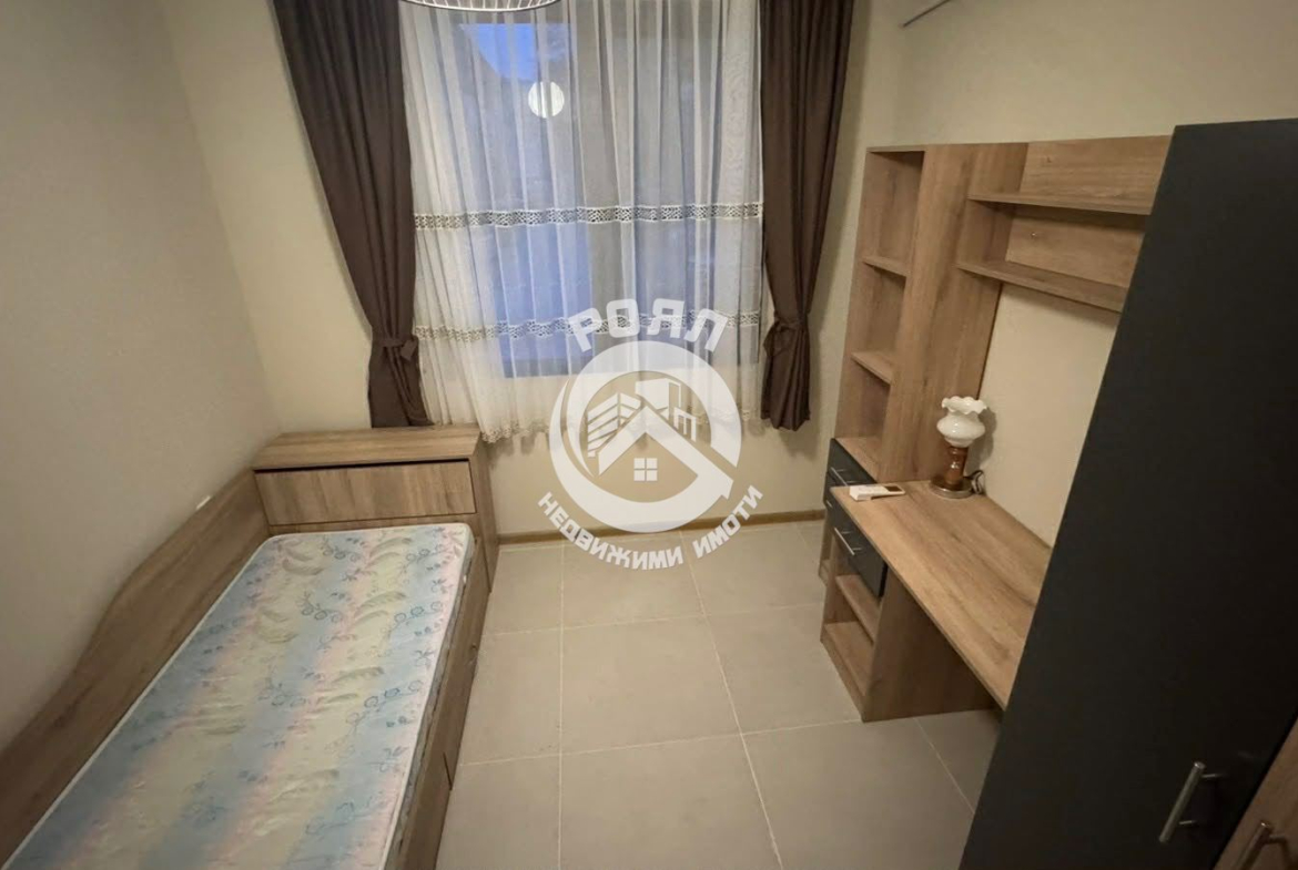 Роял Имоти продава Ексклузивно четиристаен апартамент, Смирненски, Пловдив - 0