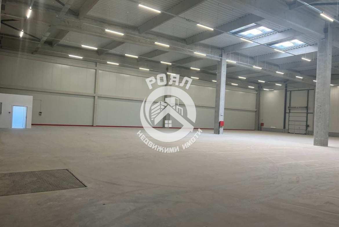 Роял Имоти отдава под наем складове в Индустриална зона Юг гр.Пловдив - 0