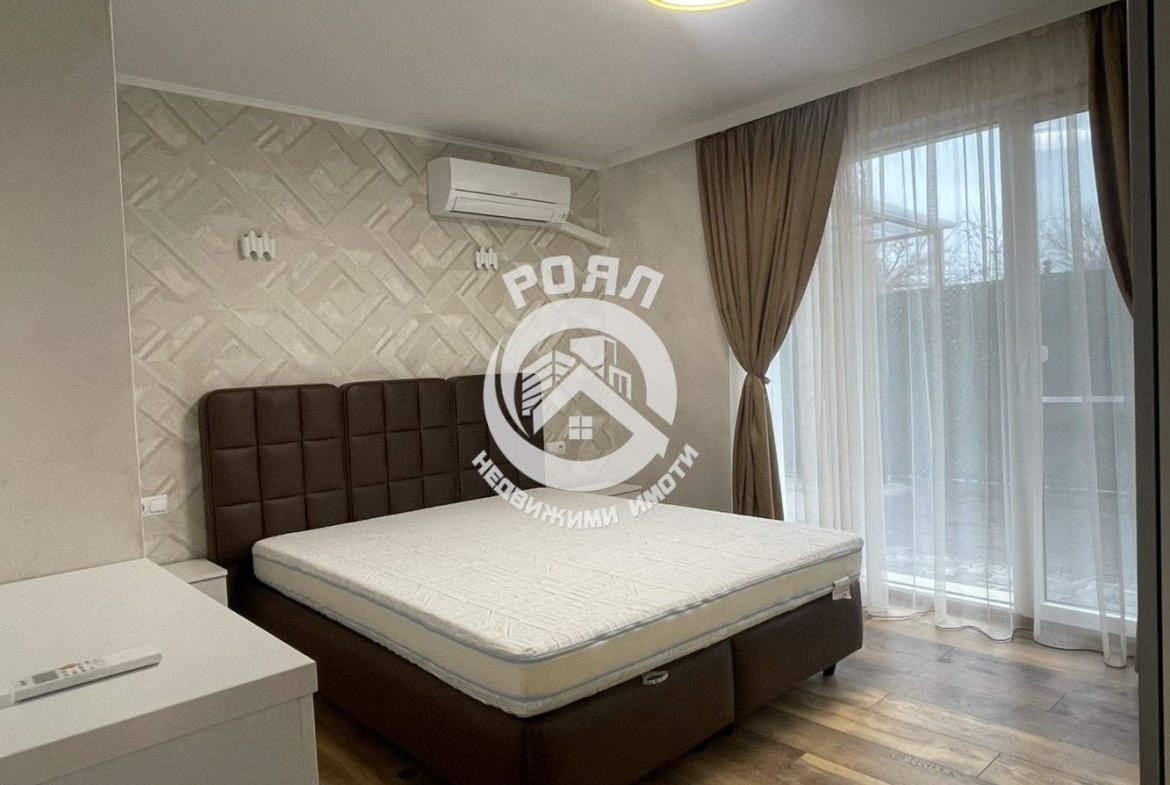 Роял имоти предлага етаж от луксозна сграда под наем,гр Пловдив;кв Остромила - 0