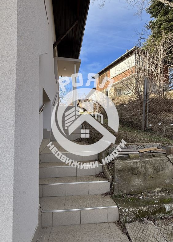 Роял имоти продава двуетажна къща в с.Гълъбово, област Пловдив - 0