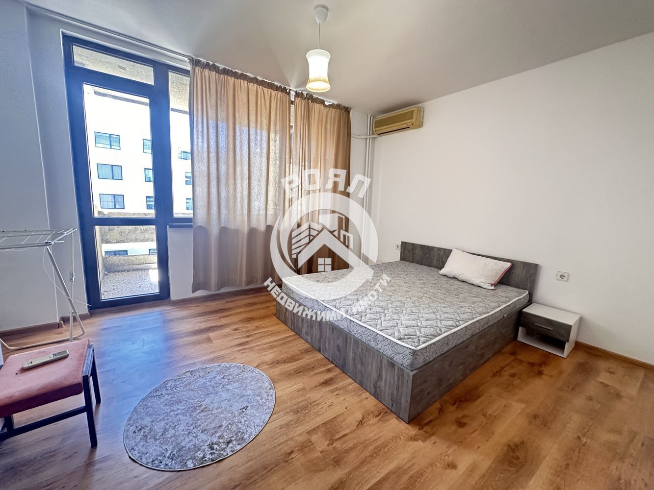 Роял имоти продава тристаен апартамент, Център, Пловдив - 0