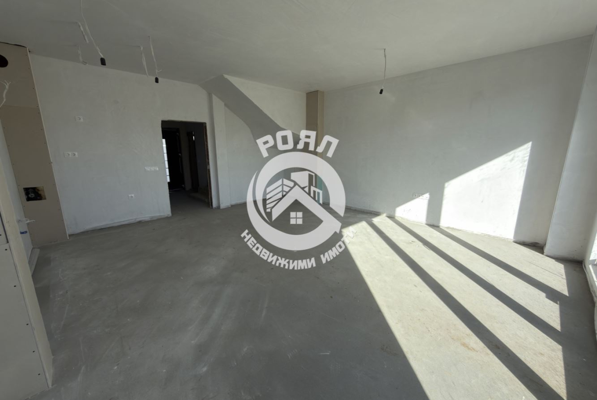 Роял Имоти продава двуетажна къща пред Акт 16 в с. Първенец - 0