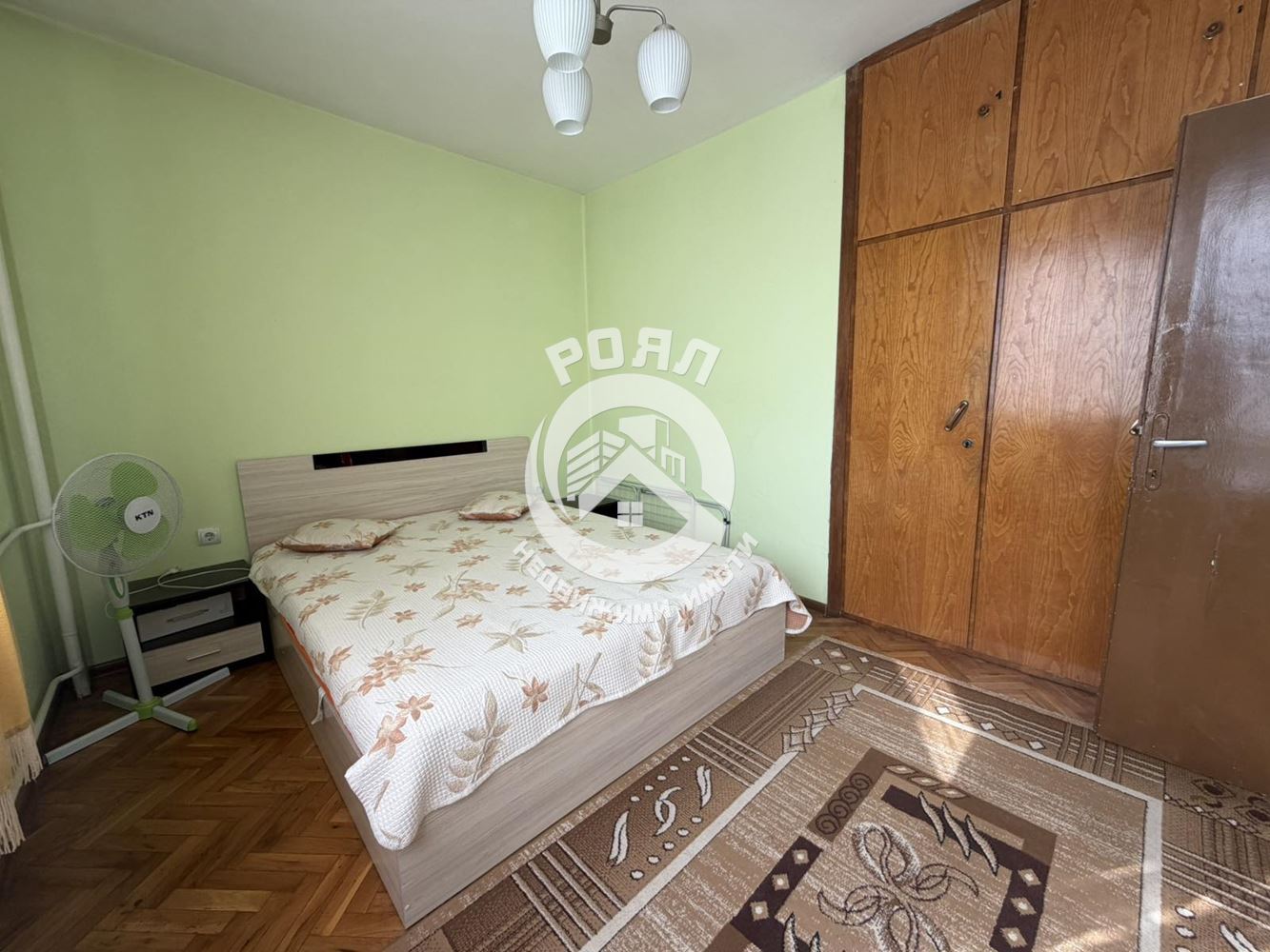 Роял имоти продава двустаен апартамент с три отделни помещеия, Център, Пловдив - 0