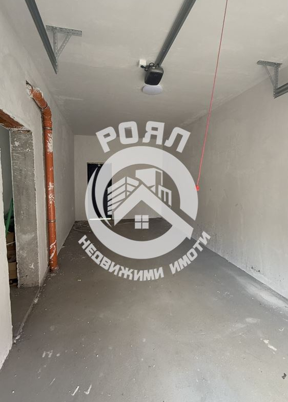 Роял имоти продава къща в кв Беломорски, Пловдив - 0