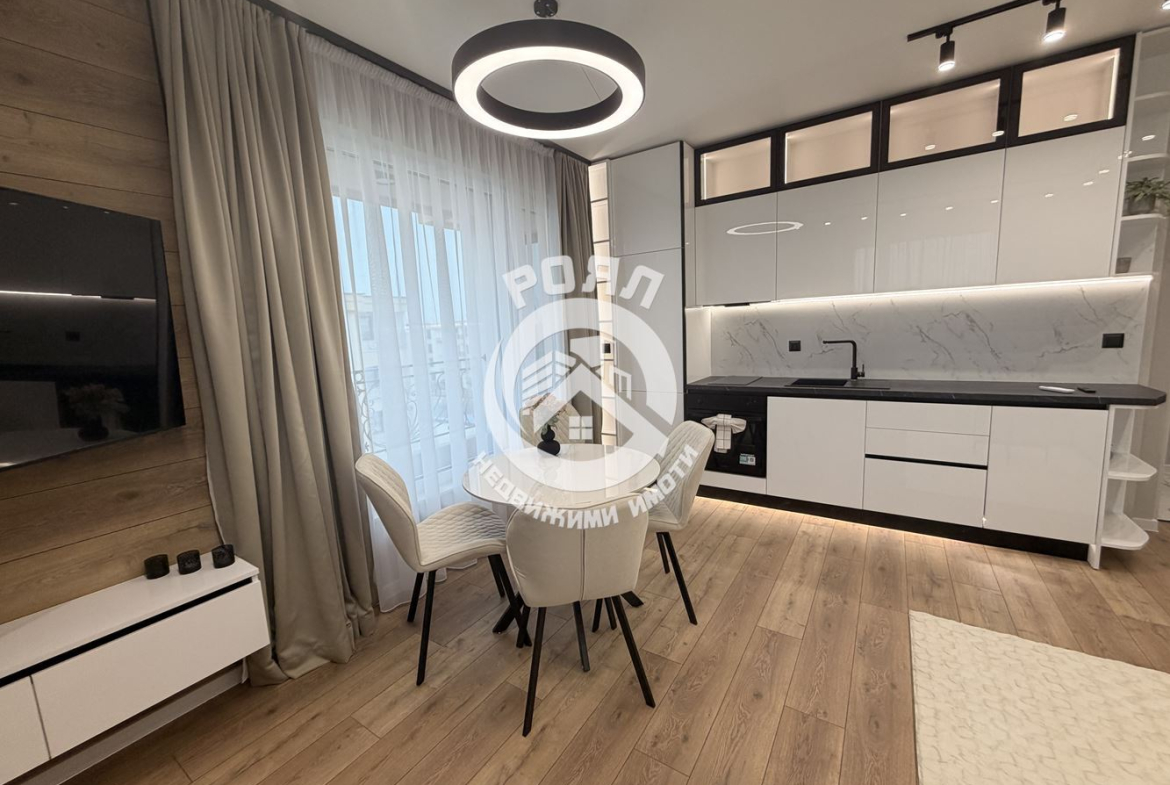 Роял имоти отдава страхотен луксозно обзаведен апартамент Кършияка,Пловдив - 0