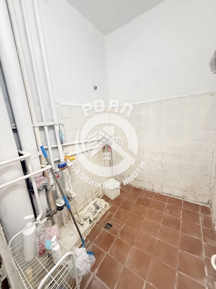 Роял Имоти продава многостаен апартамент в кв.Тракия, Пловдив - 0