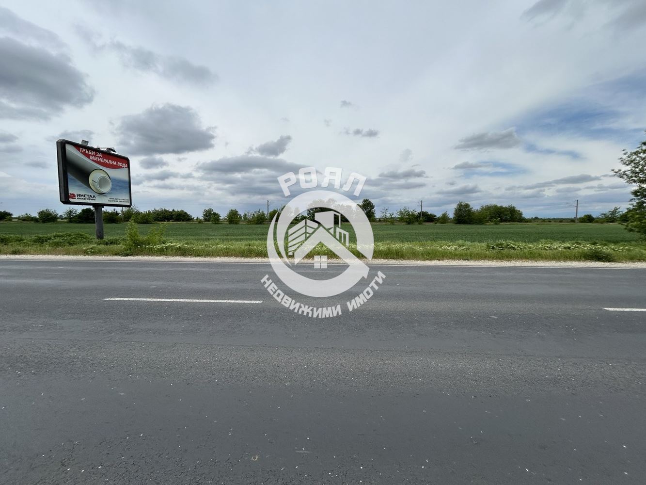 Роял Имоти продава ЕКСКЛУЗИВНО парцел в с.Граф Игнатиево,обл.Пловдив - 0