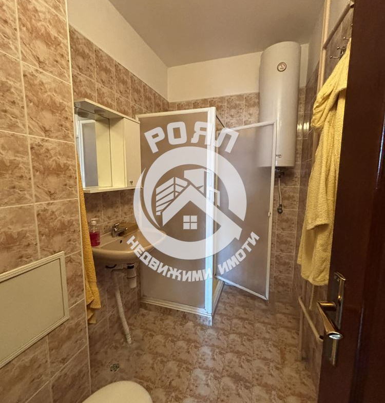 Роял Имоти продава ЕКСКЛУЗИВНО двустаен апартамент с три отделни помещения в кв. Южен, Пловдив - 0