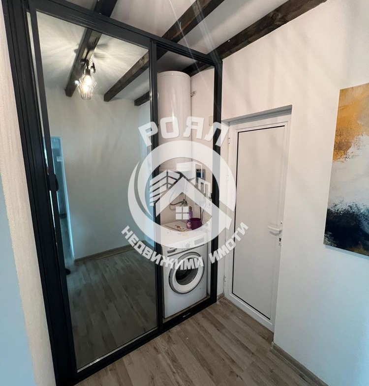 Роял имоти дава под наем къща в с.Браниполе - 0