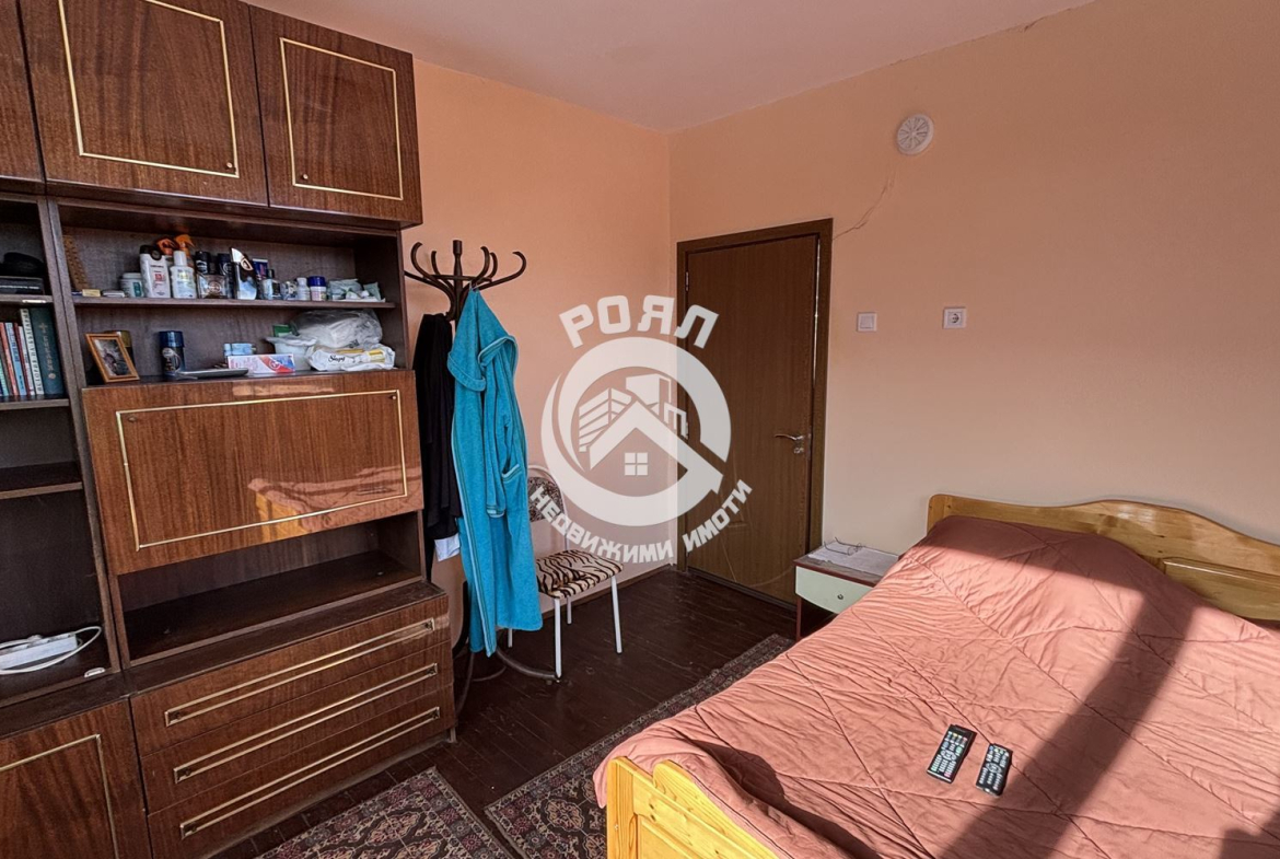 Роял имоти продава двуетажна къща в с.Гълъбово, област Пловдив - 0