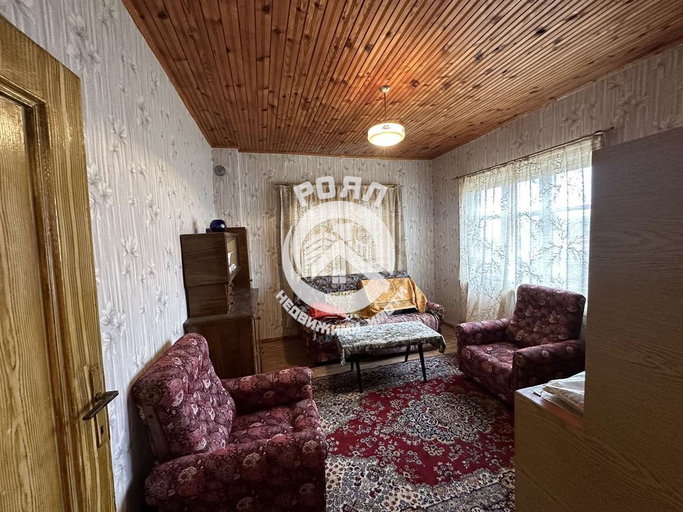 Роял Имоти продава двуетажна къща в село Брестовица - 0