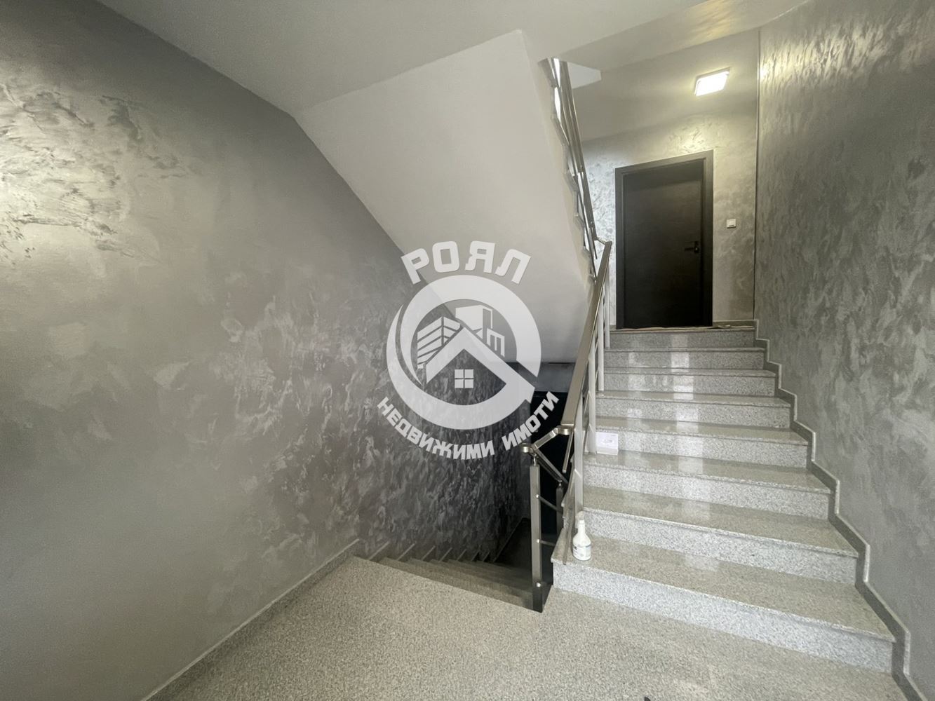 Роял имоти отдава двустаен апартамен под наем,гр Пловдив,кв Запад - 0