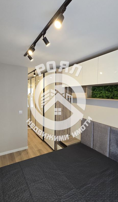 Роял имоти продава двустаен, обзаведен апартамент в Остромила, Пловдив - 0